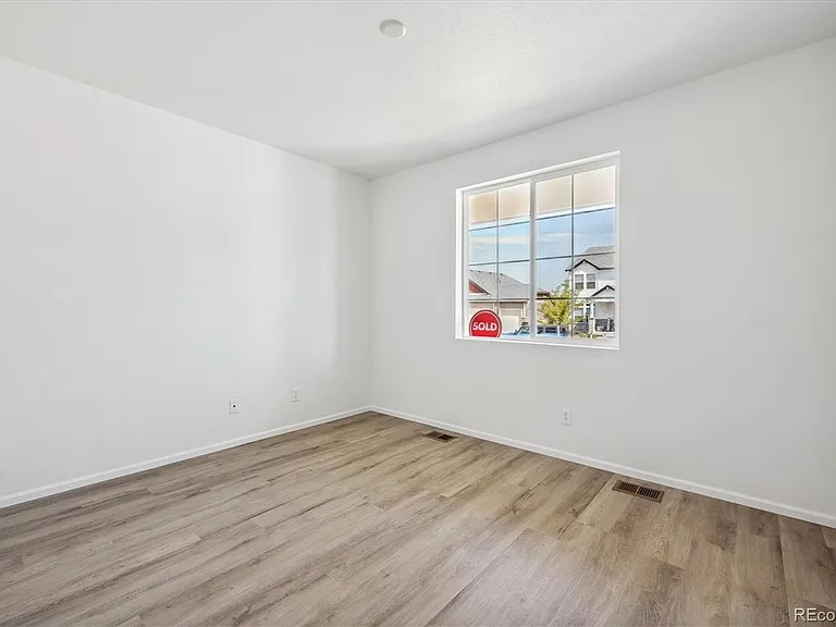 4192 Satinwood Dr — Photo 18