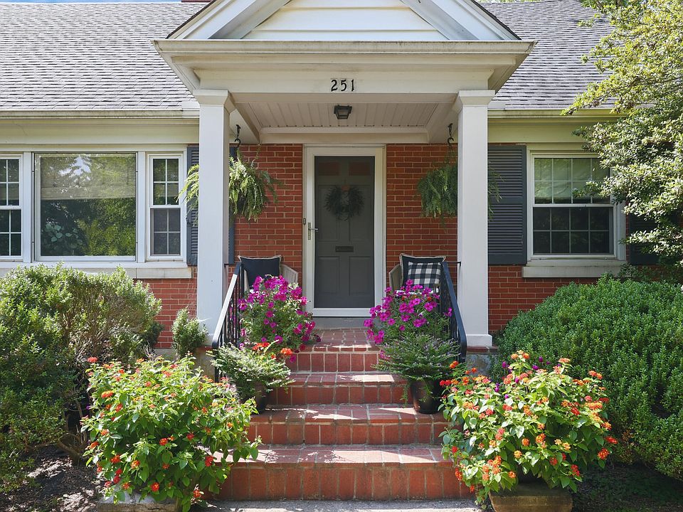 1st image of 251 Larch Ln