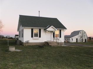 602 S Division St, Seymour, MO 65746