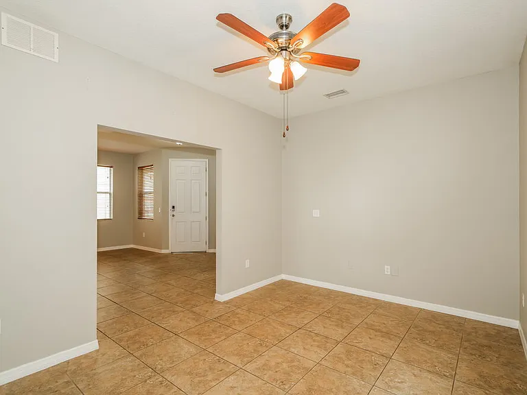 9322 Zincoe Ln — Photo 10