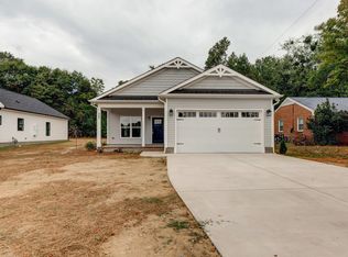 467 N Lincoln St, Benson, NC 27504