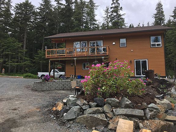 4th image of 1008 Fish Creek Rd