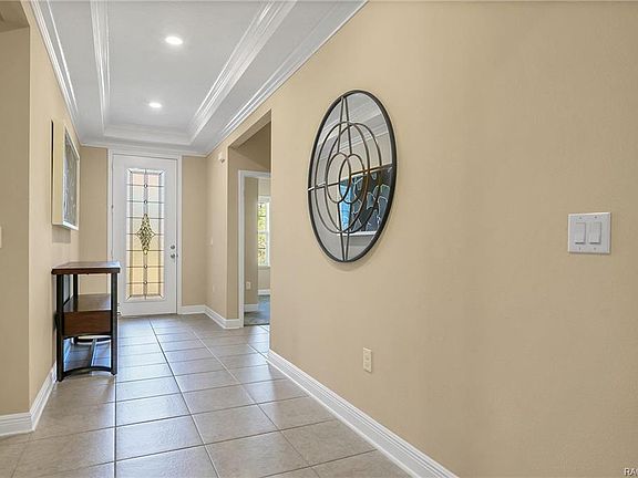 5th image of 134 Corkwood Blvd