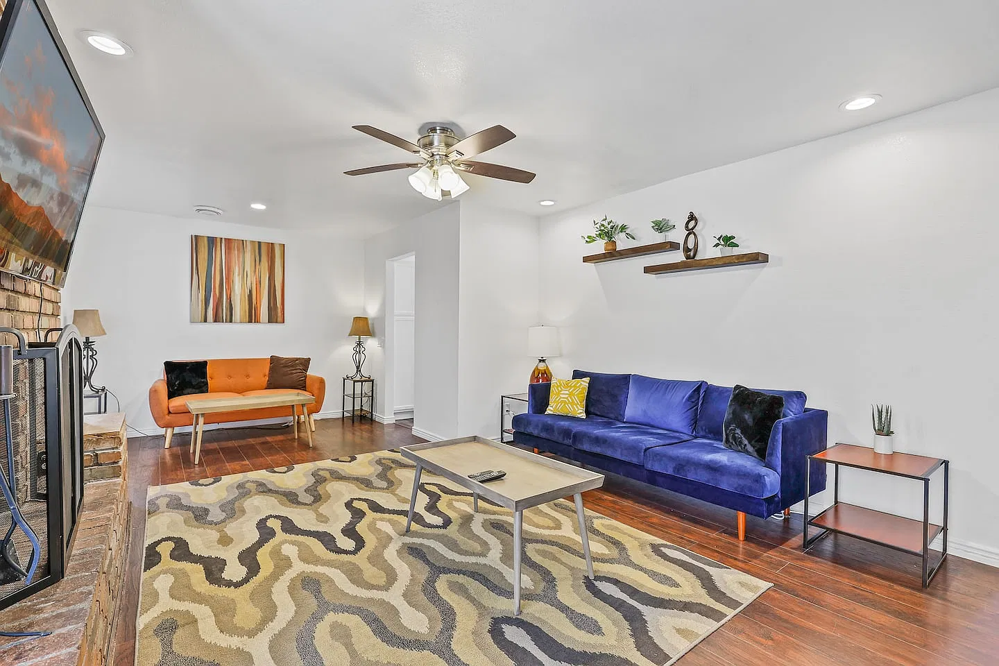 4 bed, 2350 sqft, $3,695 — Photo 1