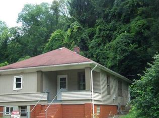 657 Cemetery Rd, Martins Ferry, OH 43935