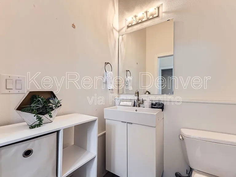 1212 N Perry St — Photo 20