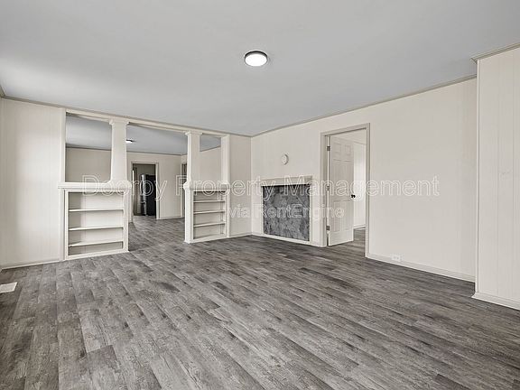 2nd image of 1601 Arlington Ave
