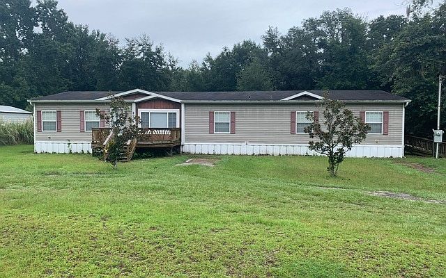 1st image of 203 SE Cheddar Ct