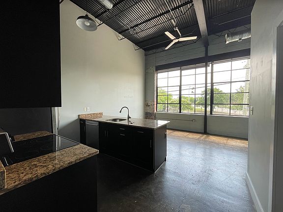 4th image of 1001 Monticello Ave #10800976