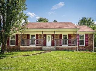 1820 Foxboro Rd, La Grange, KY 40031