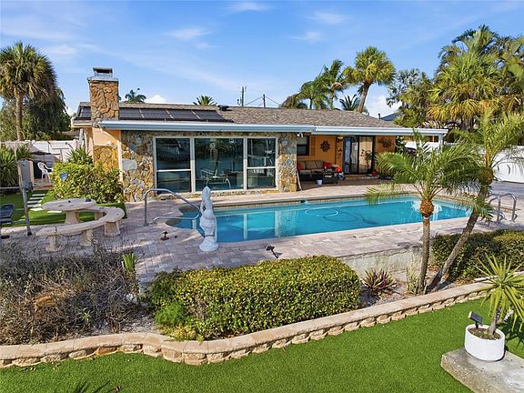 2nd image of 412 HERMOSITA DRIVE