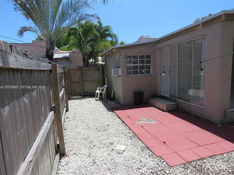 1937 Taylor St #1 — Photo 11