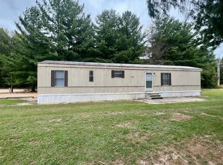 136 May Ln, Dunn, NC 28334