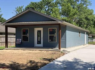 504 E Marion St, Marion, IL 62959