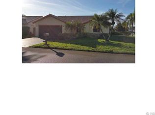 15560 Dover Ct, Davie, FL 33331