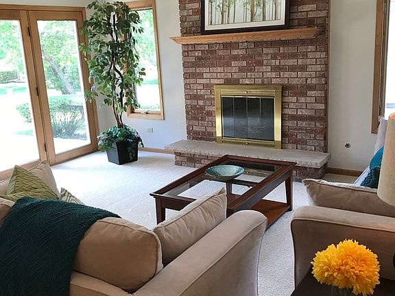 3rd image of 10825 Donna Ln #23