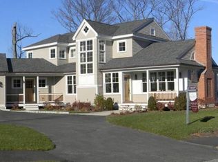 19 Whitehall Hill Cir, Beverly, MA 01915