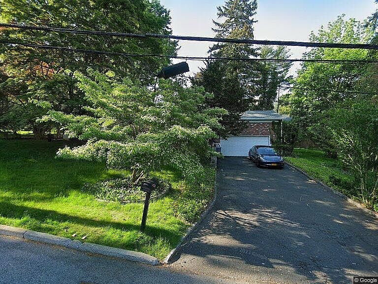 1st image of 8 Osceola Ave
