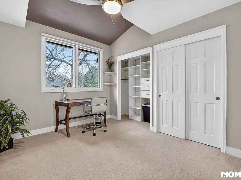 8433 Sawtooth Ln — Photo 28