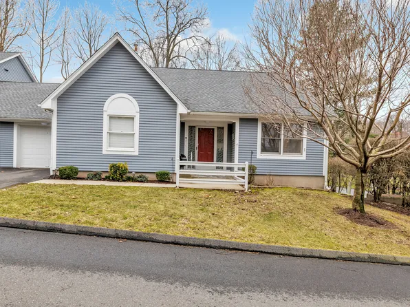1 Meadow Lake Drive #1, Shelton, CT 06484
