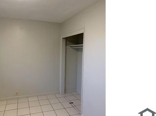 3867 El Dorado Blvd #4, Palm Springs, CA 92262