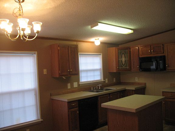 2nd image of 1711 Trexlar Ave