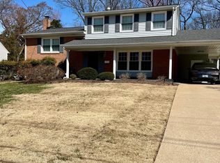 8405 W Boulevard Dr, Alexandria, VA 22308