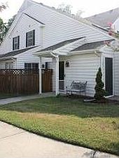 2nd image of 501 Hamlet Ct