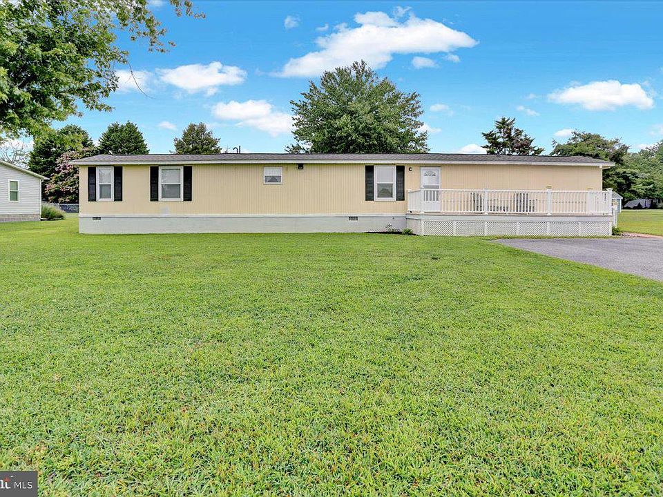 1st image of 26484 River Breeze Dr