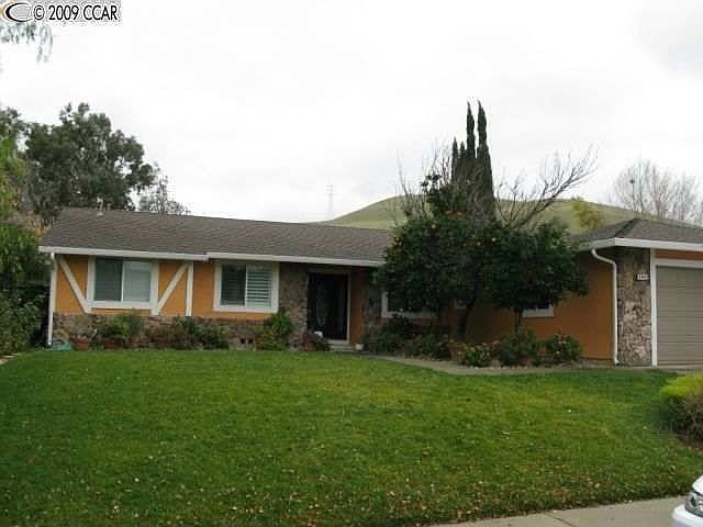 1st image of 4360 Oakdale Pl