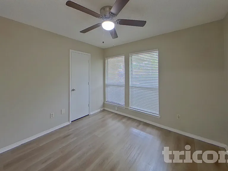 2645 Danberry Ln — Photo 10