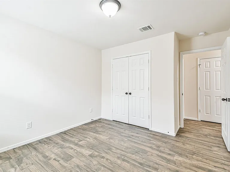 5518 Casa Mila Dr — Photo 23