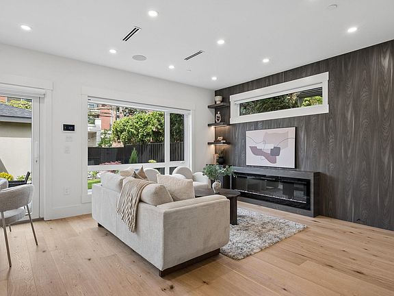 4th image of 4549 W 11th Ave #2