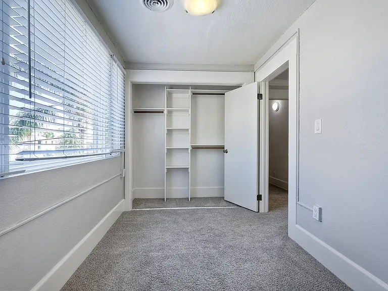 4052 Albatross St — Photo 26