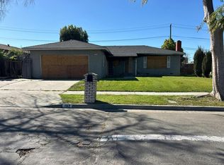 162 S Winery Ave, Fresno, CA