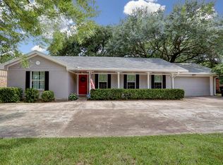 5415 Beechnut St, Houston, TX 77096