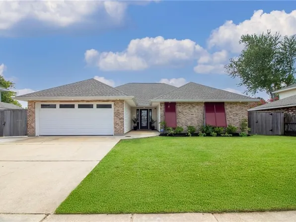 2160 Champions Dr, La Place, LA 70068