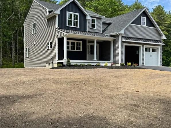 43 Panettieri Dr, Lakeville, MA 02347