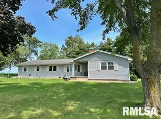1678 Liberty Rd, Jacksonville, IL 62650