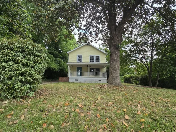 222 Macon St, McDonough, GA 30253