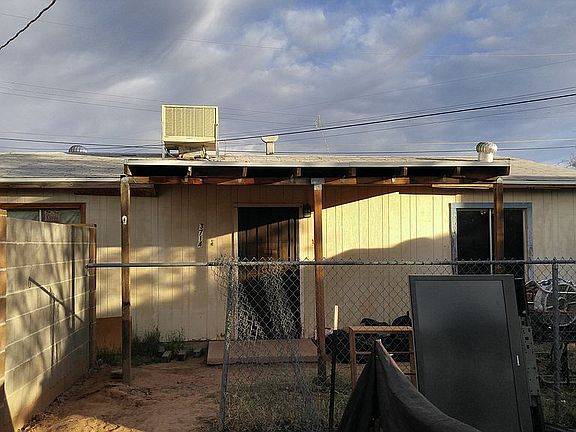 Front of 3714 E Fillmore St