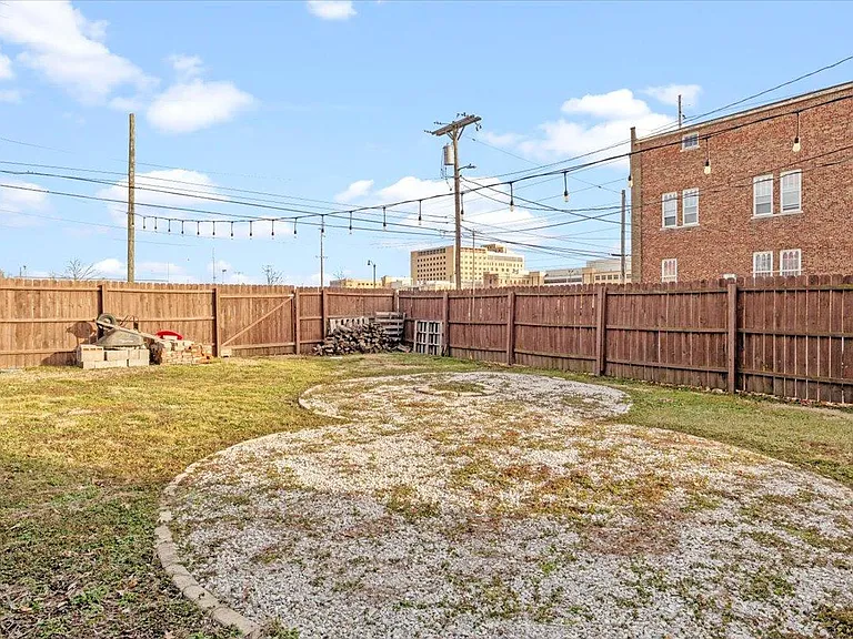 612 N 5th St #UPPER — Photo 18