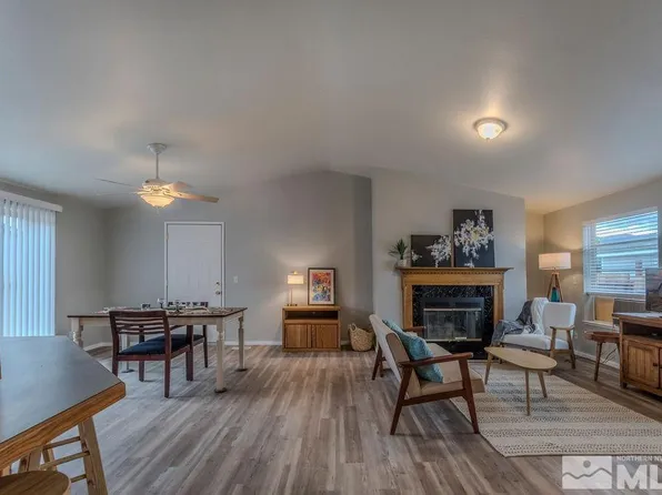 213 Glen Vista Dr, Dayton, NV 89403