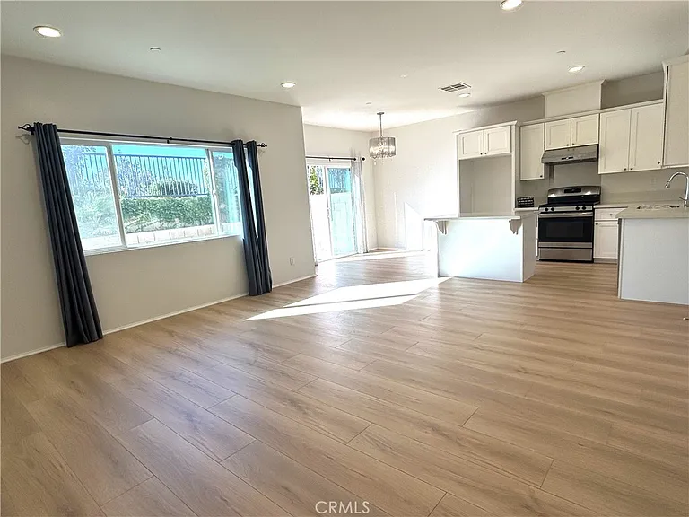 4432 Lilac Cir — Photo 5