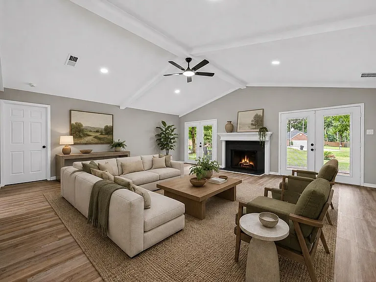 12079 Maverick Dr — Photo 6