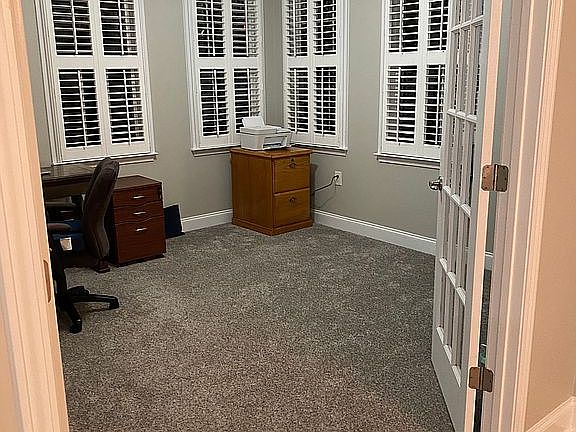 4th image of 2720 Grapevine Cir #1802