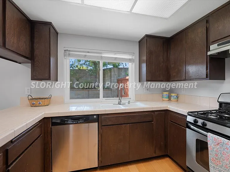 1351 Royal Way #4 — Photo 15