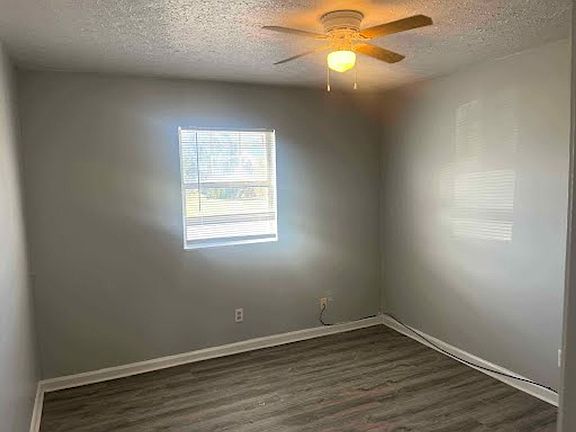 4th image of 603 Cheyenne Rd APT 4