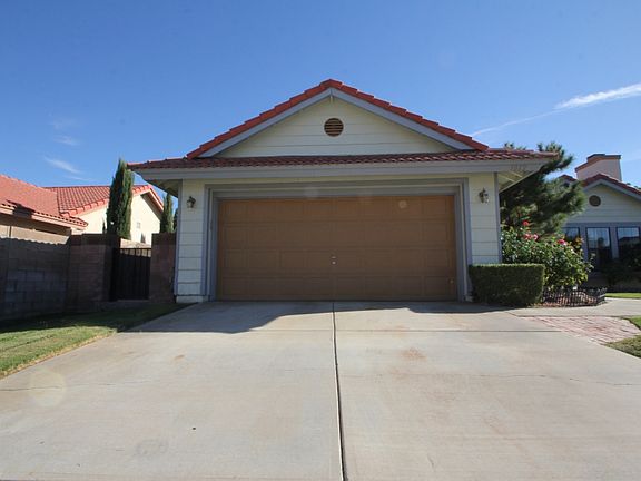 2nd image of 1012 Brianna Ave