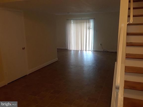 4th image of 15800 Millbrook Ln #101